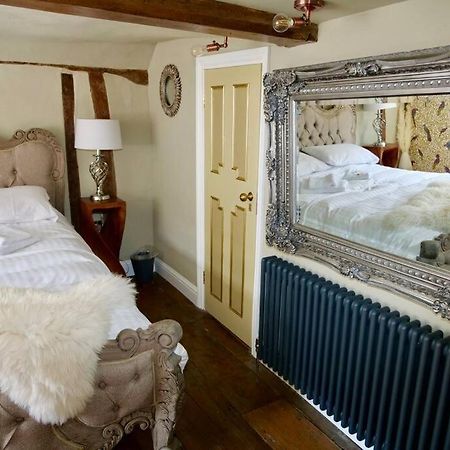 Villa Huge Luxury 8 Bed Manor House Hot Tub Pool Table Saffron Walden Exterior foto