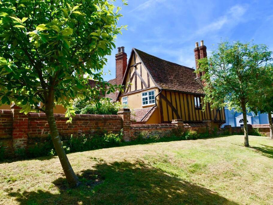 Villa Huge Luxury 8 Bed Manor House Hot Tub Pool Table Saffron Walden Exterior foto